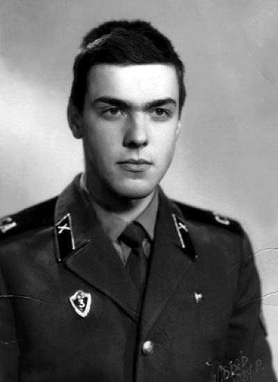 Олег Тягнибок в рядах Советской Армии.