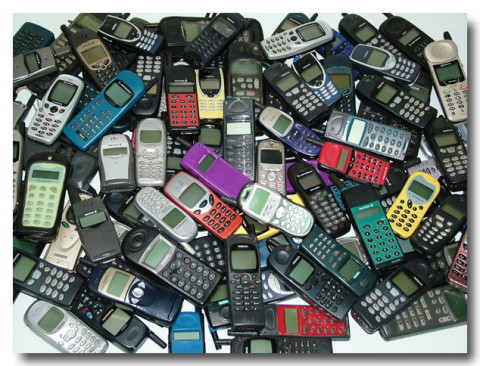 Что лучше отремонтировать старый телефон или купить новый?
