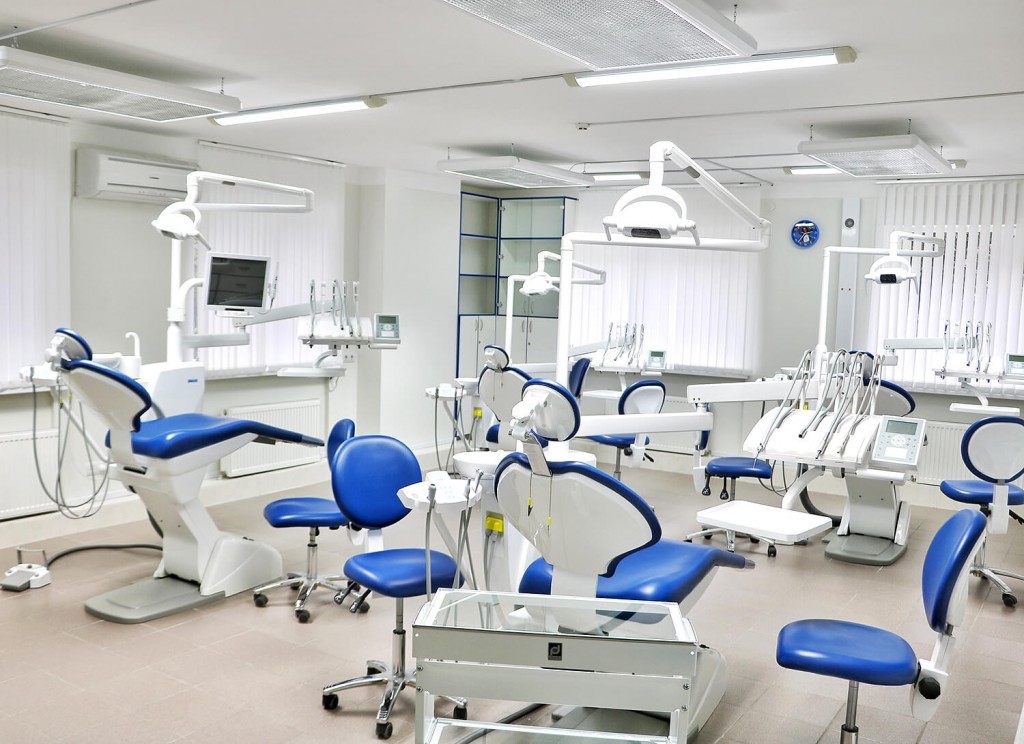 Университетский стоматологическая клиника